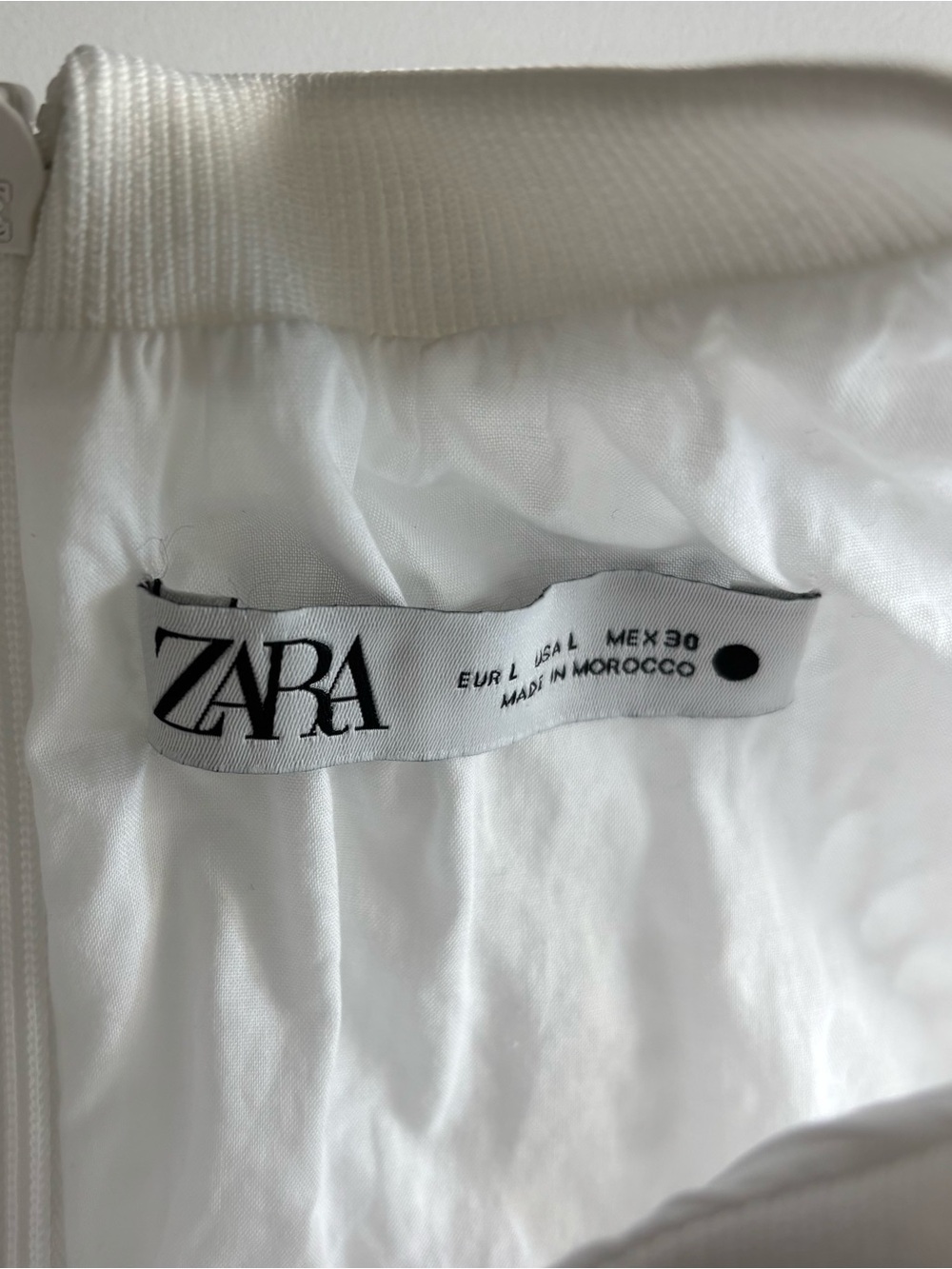 Zara White Eyelet Sleeveless Crop Top Sz L - Picture 8 of 12